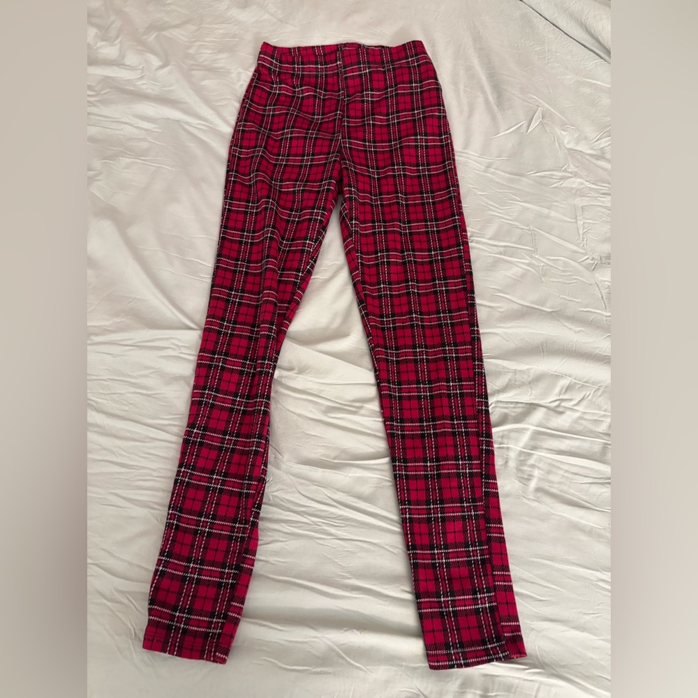 Forever 21 red leggings with Black Accents